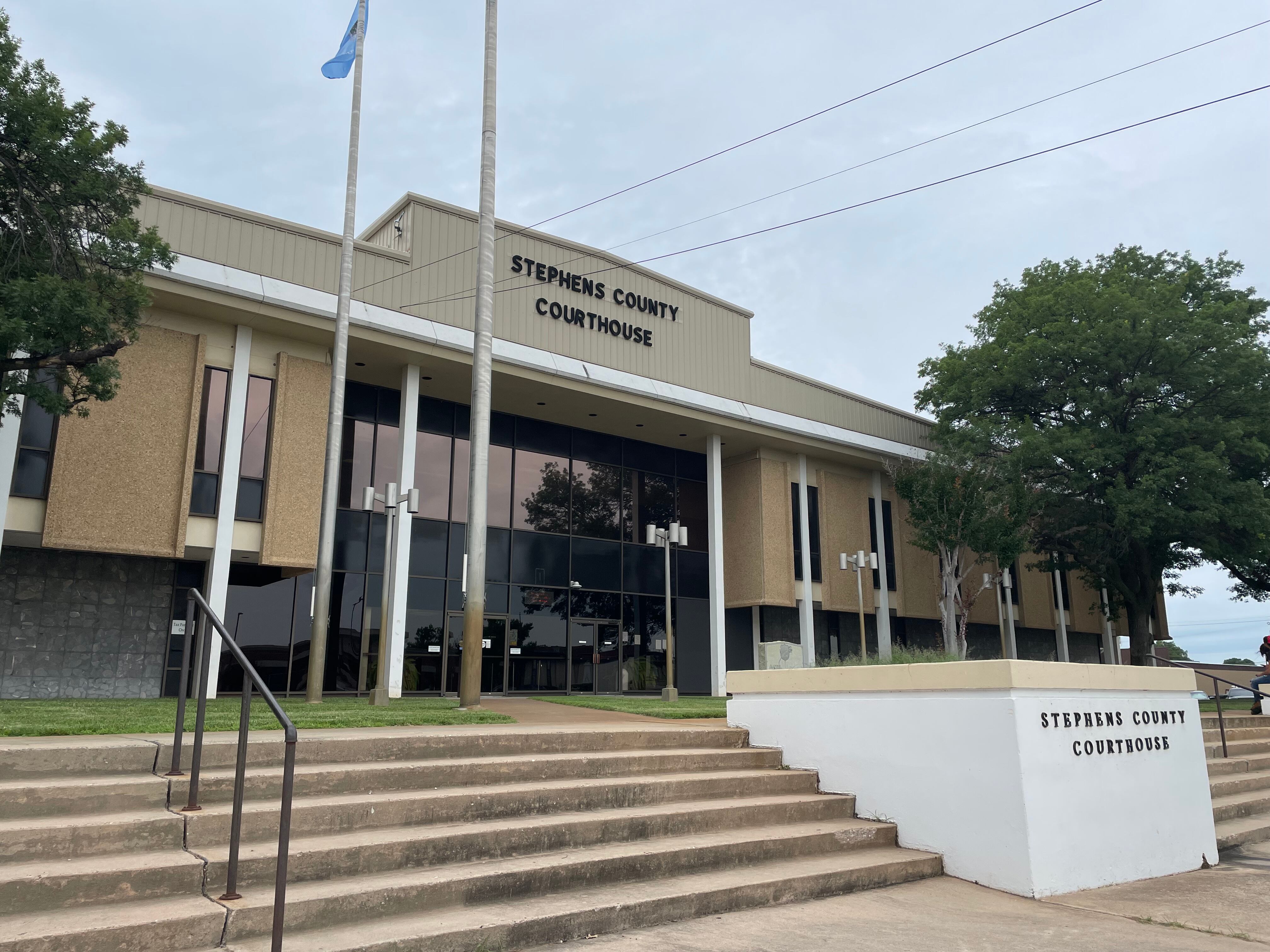 Stephens Co. Courthouse seeing increase in marriage licenses following pandemic - Vimarsana News