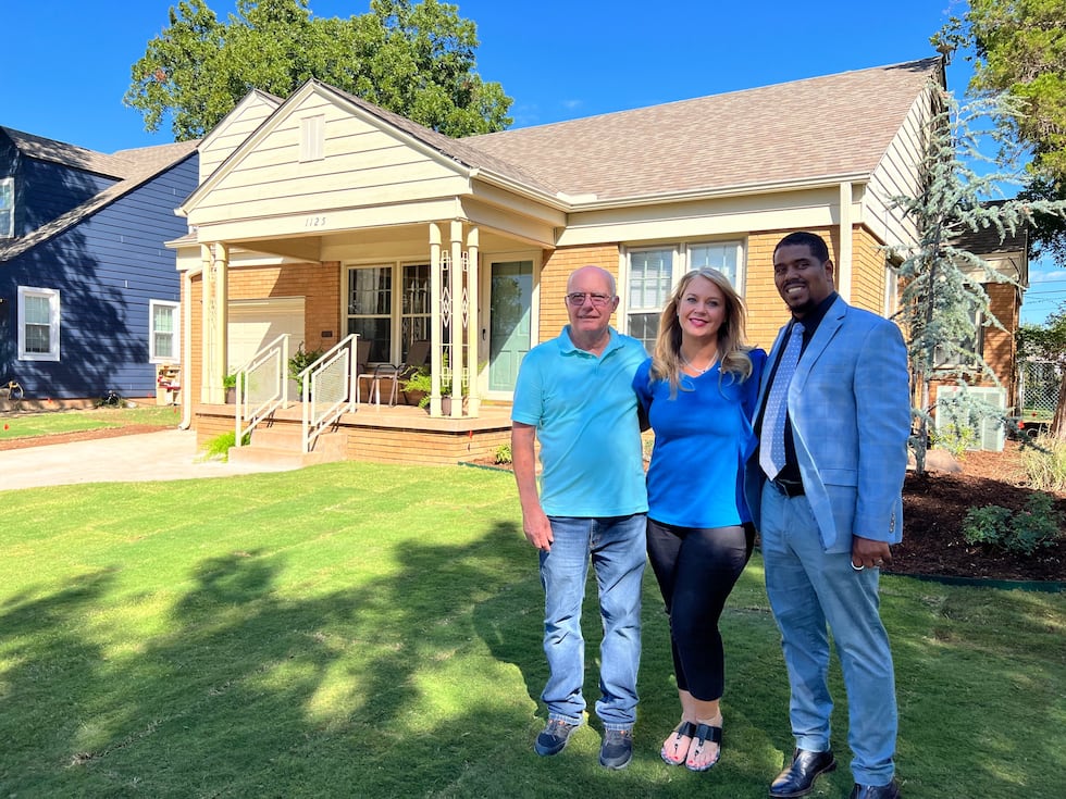 Lawton Fort Sill Chamber of Commerce Completes Yard Makeover