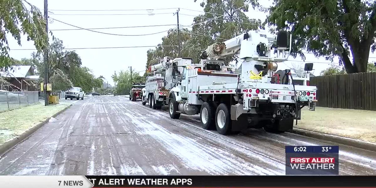 Ice storm leaves more than seven thousand without power